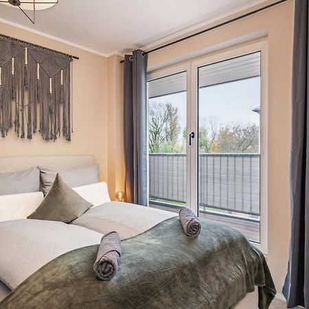 Edler Wohnraum Schwanenteich-Penthouse Mit Garage, Grill, Kaffeevollautomat, Klima, Lift & Terrasse Appartement Zwickau Buitenkant foto