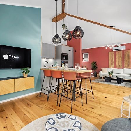 Edler Wohnraum Schwanenteich-Penthouse Mit Garage, Grill, Kaffeevollautomat, Klima, Lift & Terrasse Appartement Zwickau Buitenkant foto