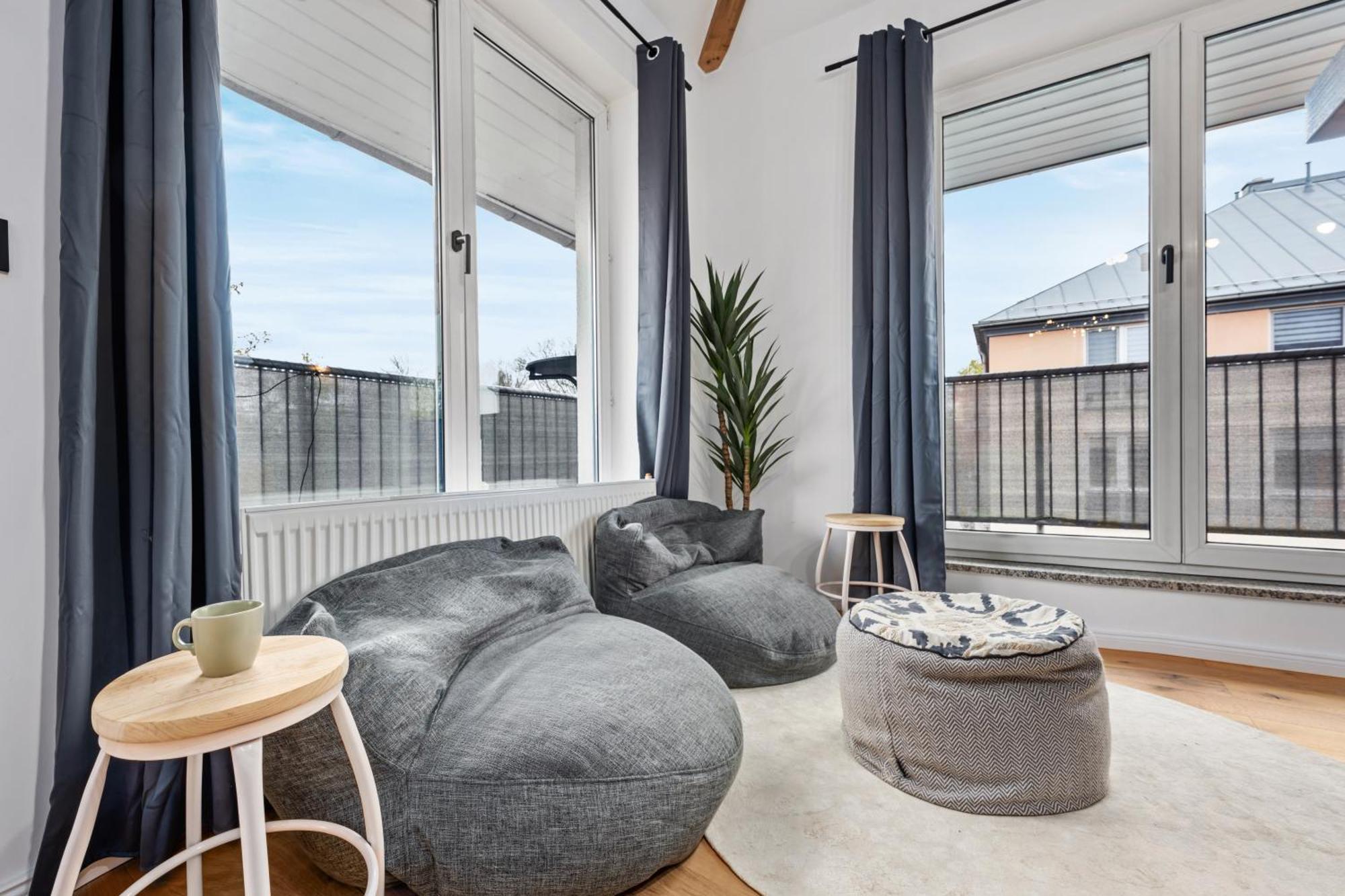 Edler Wohnraum Schwanenteich-Penthouse Mit Garage, Grill, Kaffeevollautomat, Klima, Lift & Terrasse Appartement Zwickau Buitenkant foto